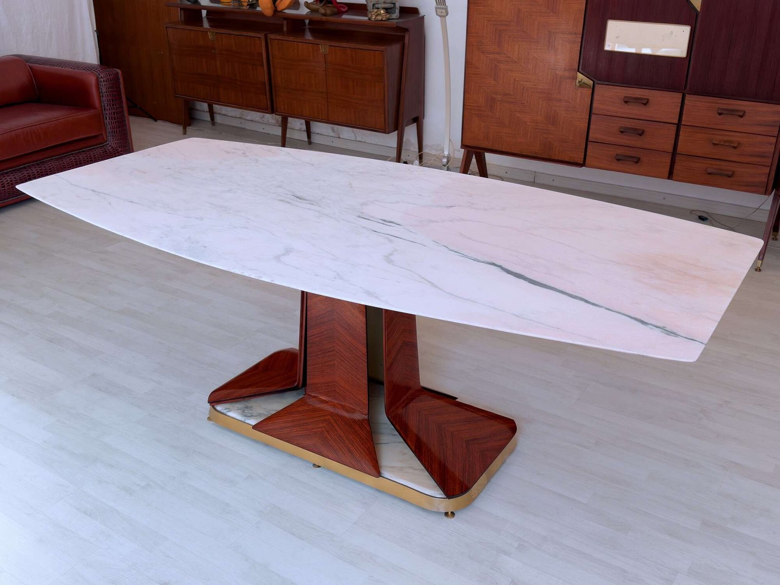 Italian mid-century Dining Table with white Carrara marble top attributed to Vittorio Dassi, 1950s - Image 8