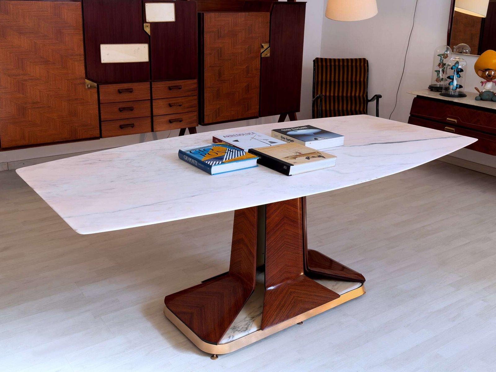 Italian mid-century Dining Table with white Carrara marble top attributed to Vittorio Dassi, 1950s - Image 15