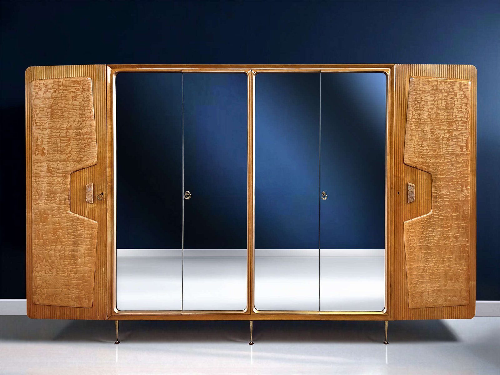 Italian mid-century maple Wardrobe with mirrors by Dassi with Gio Ponti, 1950s - Image 4