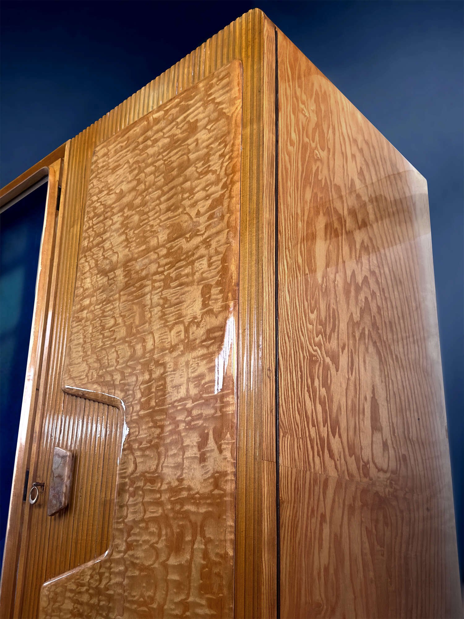 Italian mid-century maple Wardrobe with mirrors by Dassi with Gio Ponti, 1950s - Image 7