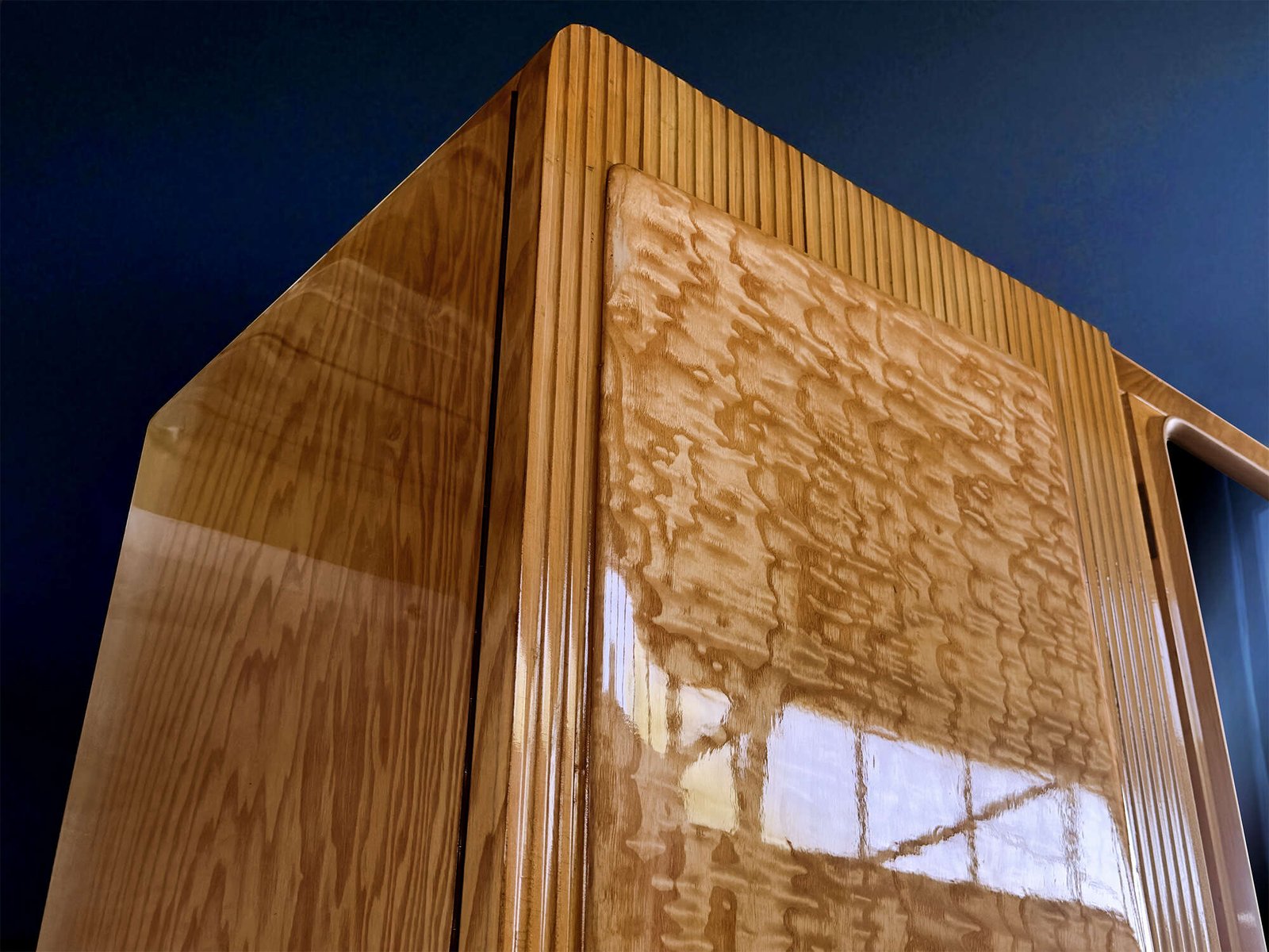 Italian mid-century maple Wardrobe with mirrors by Dassi with Gio Ponti, 1950s - Image 14